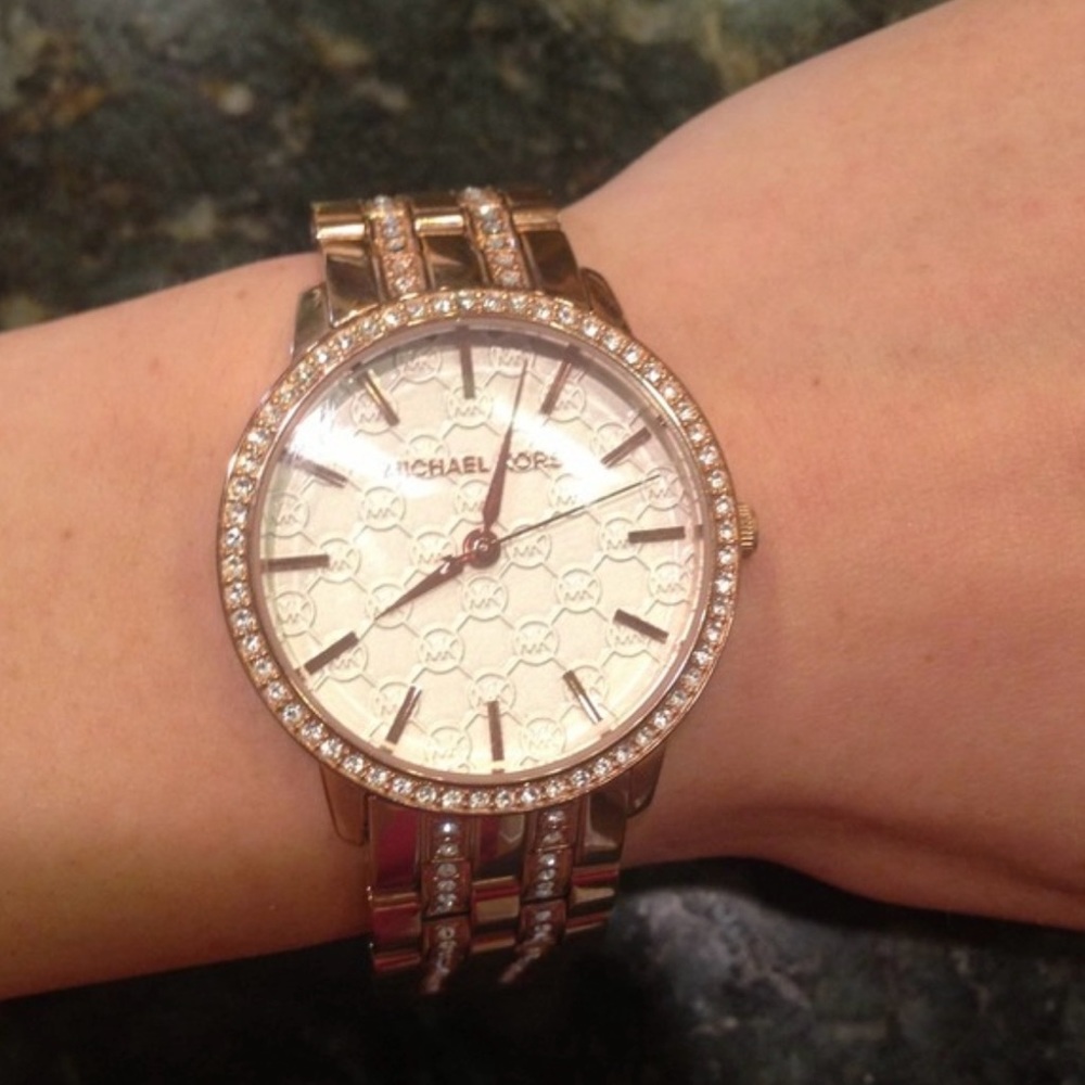 Michael Kors Gold and Silver Women's Watch - RARE! - Picture 7 of 7